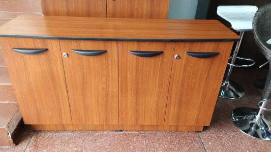 Credenza Cuatro Puertas 1.37 Sapelly